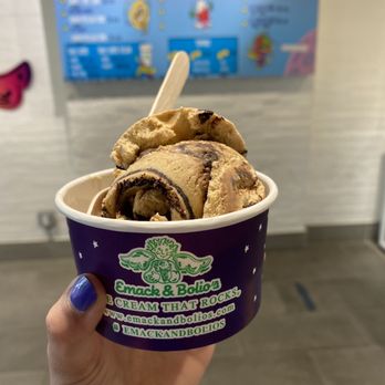Emack and Bolio's - Beantown Buzz - Ice Cream & Frozen Yogurt Near Me - New York, New York