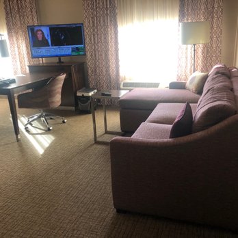 Hampton Inn & Suites Murrieta Temecula - Nice little sitting area - Hotels Near Me - Murrieta, California