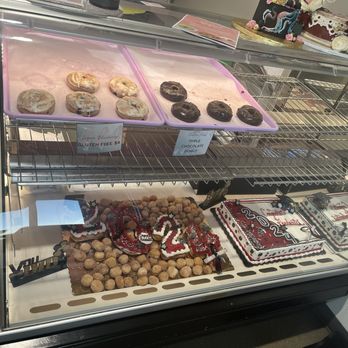 Sugared Ledge Bakery - Donuts Near Me - Elkhorn, Nebraska Sugared Ledge Bakery - Donuts Near Me - Elkhorn, Nebraska