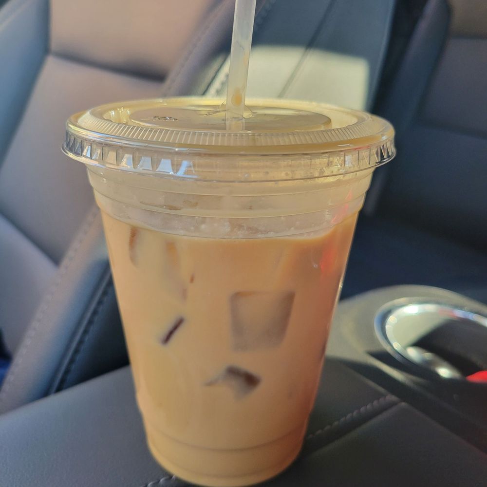 Large iced white mocha