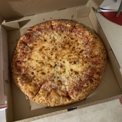 Tornado's Pizza - Picked this 3 item pizza, was not
