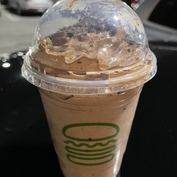 Shake Shack Mall in Columbia - Chocolate Blackout Pudding Shake. It wasn't as good as it looks. - Fast Food Near Me - Columbia, Maryland Shake Shack Mall in Columbia - Chocolate Blackout Pudding Shake. It wasn't as good as it looks. - Fast Food Near Me - Columbia, Maryland