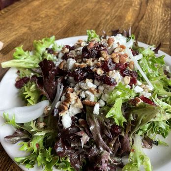 Carolina Blue - Goat Cheese Salad (no chicken) - Barbeque Near Me - Pitman, New Jersey