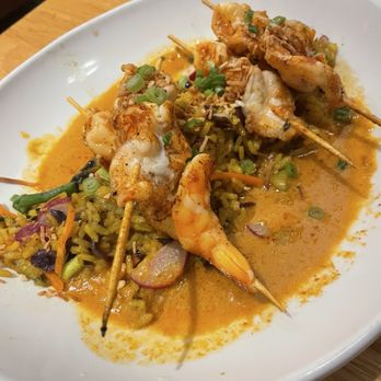 Silver Diner - Skewered shrimp bibimbap - New American Near Me - Elkridge, Maryland