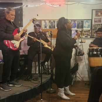 Franklin Bell's Blues Workshop - Blues singer - Jazz & Blues Near Me - Los Angeles, California Franklin Bell's Blues Workshop - Blues singer - Jazz & Blues Near Me - Los Angeles, California