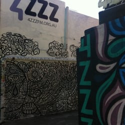 Radio 4ZZZ-FM
