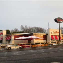 Frankie & Bennys