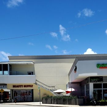 Guarapo Organic Juice Bar - Guarapos on the right next to the Beauty Supply and across from CVS. - Juice Bars & Smoothies Near Me - Miami, Florida