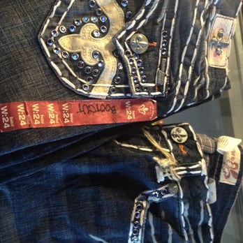 Bottoms UP Boutique - Women's Clothing Near Me - Anchorage, Alaska