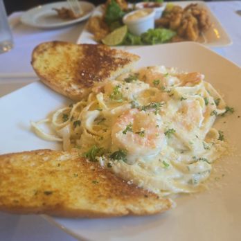 Star Restaurant - Shrimp fettuccine alfredo - American Near Me - Novato, California Star Restaurant - Shrimp fettuccine alfredo - American Near Me - Novato, California