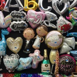 Party City - Cute bride & groom balloons