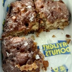 Daylight Donuts - Apple fritter (well, 3/4 of one as I didn't plan on reviewing it)