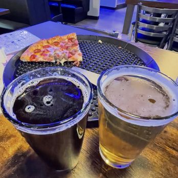 Evolve Brewing by Aces & Ales - Second set... - Beer Bar Near Me - Las Vegas, Nevada