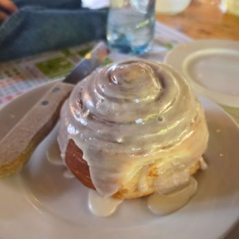 Flora's Farm - Cinnamon roll - Farmers Market Near Me - Ánimas Bajas, BCS