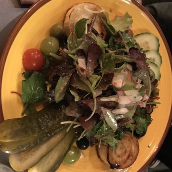 Aller Kolör - Salat mit Ziegenkäse - French Near Me - Cologne, NW