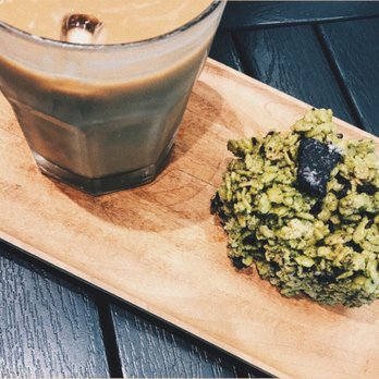 9Bar HNL - Iced almond milk latte w an Oreo matcha rice crispy - Coffee & Tea Near Me - Honolulu, Hawaii