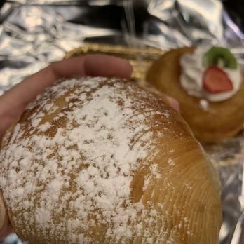 La Sfogliatella Mary - Look at that beauty - Desserts Near Me - Naples, NA