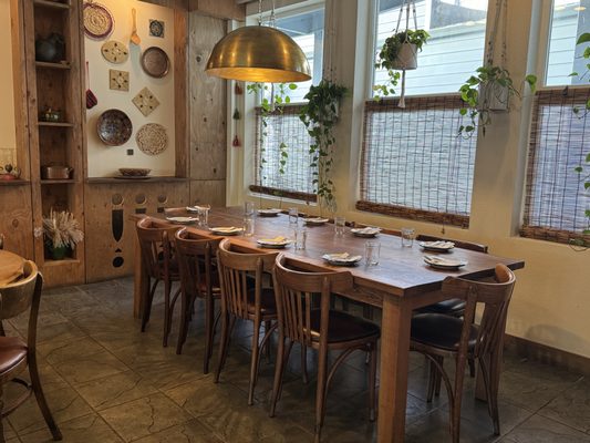 Komaaj Mazze Wine Bar by null