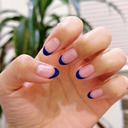 Belle La Vie "The Nail Place"