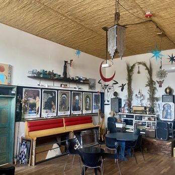 Whiskey Creek Zocalo - Really cool and funky decorated front room area - Music Venues Near Me - Silver City, New Mexico Whiskey Creek Zocalo - Really cool and funky decorated front room area - Music Venues Near Me - Silver City, New Mexico