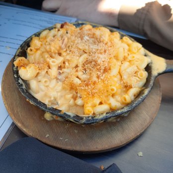 Turn 12 - Baked Mac'n Cheese - American Near Me - Monterey, California