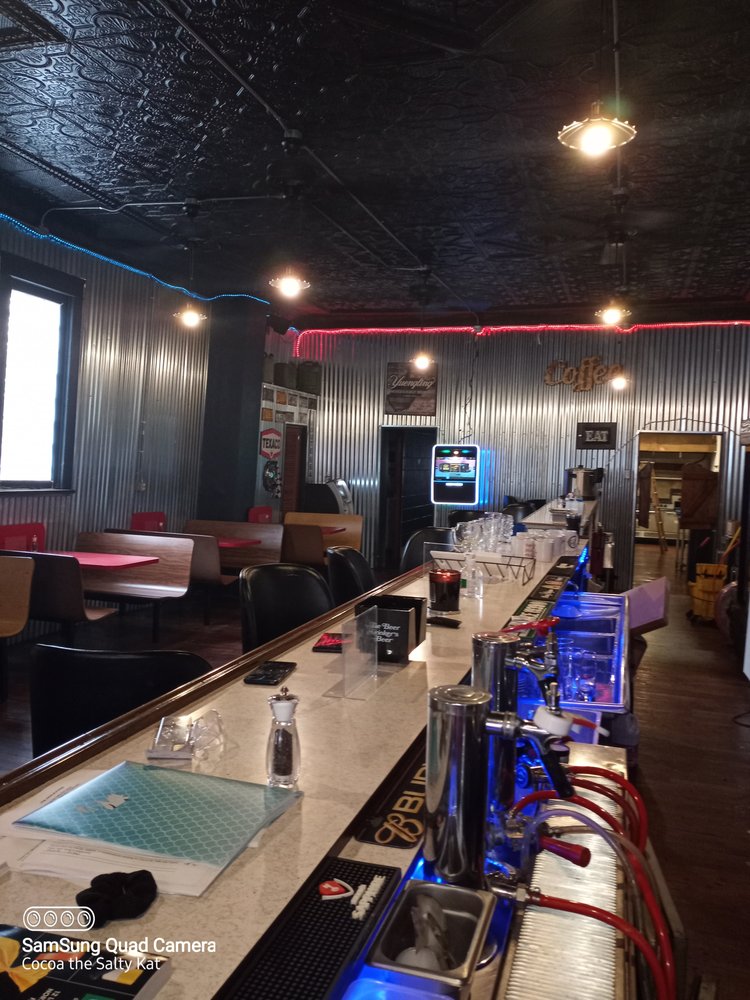 COCOA THE SALTY KAT Updated September 2024 855 Main St, Follansbee