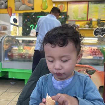Mateo's Ice Cream & Fruit Bars - Cake cones so fresh - Ice Cream & Frozen Yogurt Near Me - Los Angeles, California