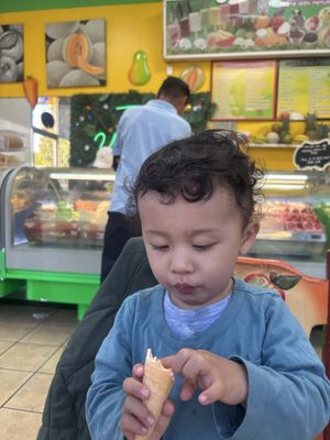 Mateo's Ice Cream & Fruit Bars by null