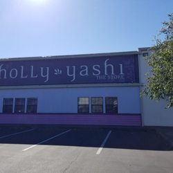 The Holly Yashi Store