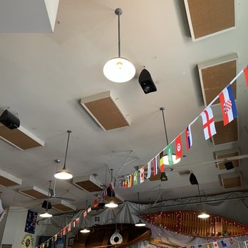 Boundary Bay Brewing - indoor - Pubs Near Me - Bellingham, Washington