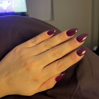 Levon Nail Lounge - Acrylic full set with gel polish, gel pedicure - Nail Salons Near Me - Upland, California