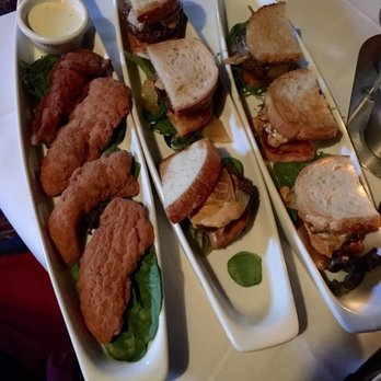 Clearman's Steak 'N Stein - Appetizers: chicken tenders and 2 orders of sliders - Steakhouses Near Me - Pico Rivera, California