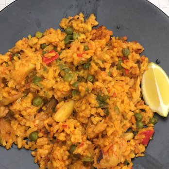 Génova - Seafood paella: decent - Tapas Bars Near Me - Seville, SE