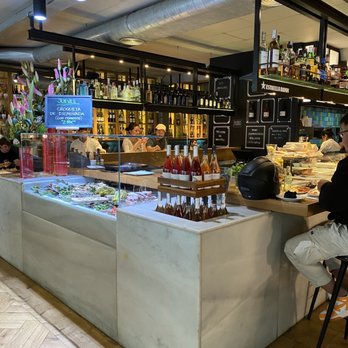 Vinitus - Tapas Bars Near Me - Barcelona, B