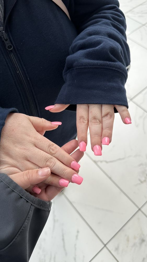 MODERN NAILS Updated September 2024 21 Photos & 68 Reviews 245