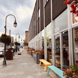 Snow City Cafe - Sidewalk game