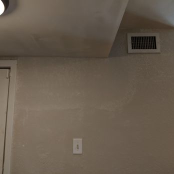 Stone Drywall Solutions - Fixed wall texture and ceiling - Drywall Installation & Repair Near Me - Dallas, Texas