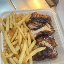 Charcoal Chicken Altona Meadows - Thai bbq chicken and chip very testy.