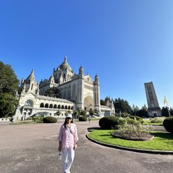 Basilique De Lisieux