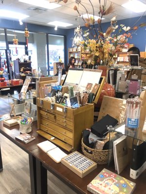 Maomi Bookstore by null