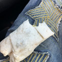 McDonald's - Sausage burrito that's missing egg and sausage