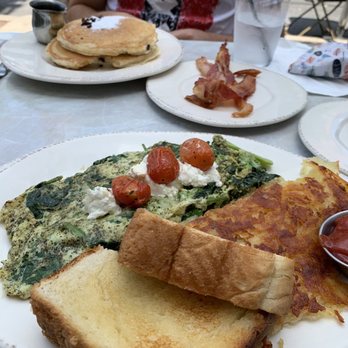Billy's Downtown Diner - "Vegan" Esque Omelette and Chocolate Chip Pancakes - Diners Near Me - Bethlehem, Pennsylvania Billy's Downtown Diner - "Vegan" Esque Omelette and Chocolate Chip Pancakes - Diners Near Me - Bethlehem, Pennsylvania