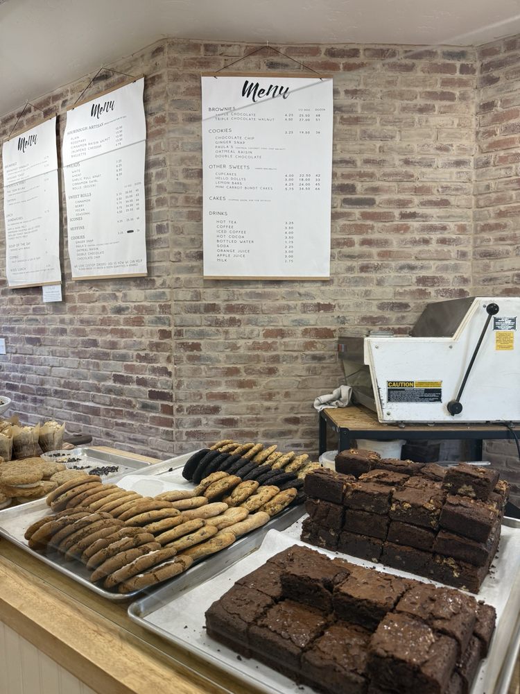 Midway Bakery Logo