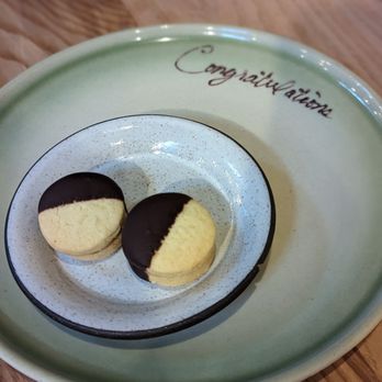 Mägo - Alfajores! - Colombian Near Me - Oakland, California Mägo - Alfajores! - Colombian Near Me - Oakland, California