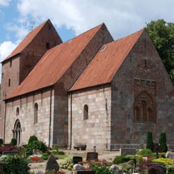St. Laurentiuskirche - Die frühere runde Apsis wurde später durch eine gerade Ostwand ersetzt