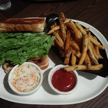Banco Bistro - Jackpot Burger - American Near Me - Gatineau, Quebec Banco Bistro - Jackpot Burger - American Near Me - Gatineau, Quebec