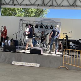 A band A band