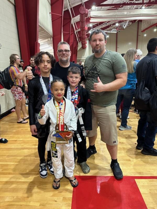 ROGUE JIU JITSU/AMERICAN KILLER BEES Updated May 2024 710