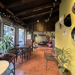 La Villa café - Sitting area.