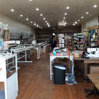 Patches Quilt Shop - Longarm Quilters, machines, fabric selection. - Fabric Stores Near Me - Panguitch, Utah Patches Quilt Shop - Longarm Quilters, machines, fabric selection. - Fabric Stores Near Me - Panguitch, Utah